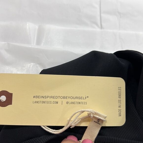 Lanston REVOLVE black ribbed cropped Henley tank top NWT size small - Picture 9 of 11